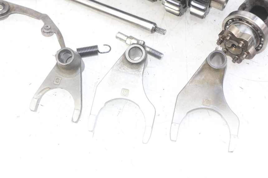 photo de GETRIEBE YAMAHA YZF R1 1000 (2007 - 2008) - Fokus auf die Struktur