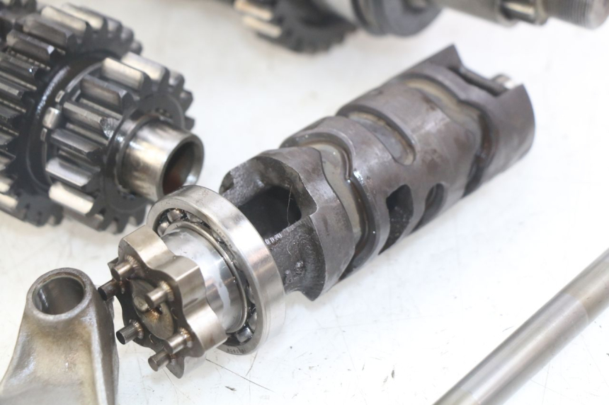 photo de GETRIEBE YAMAHA YZF R1 1000 (2007 - 2008) - Alternativer Blickwinkel