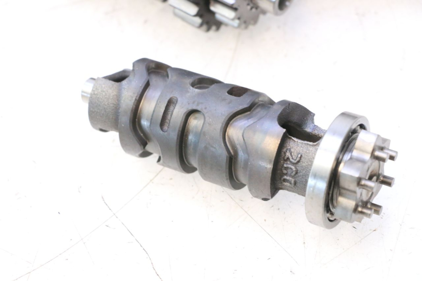 photo de GETRIEBE  YAMAHA YZF R6 600 (2008 - 2009) - Hochauflösende Nahaufnahme