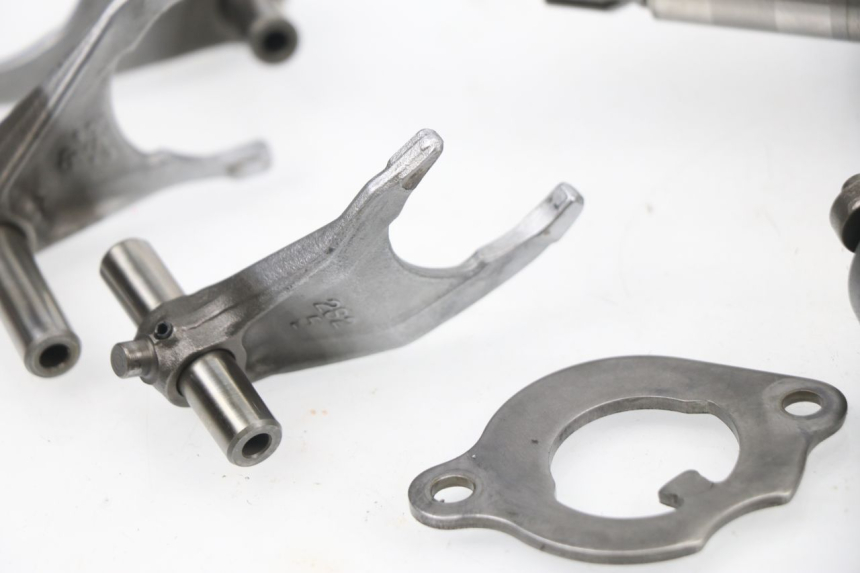 photo de GETRIEBE  YAMAHA YZF YZ-F 450 (2006 - 2009) - Detaillierte Sichtprüfung