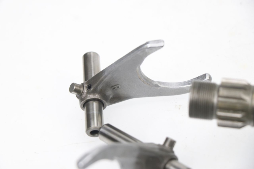 photo de GETRIEBE  YAMAHA YZF YZ-F 450 (2006 - 2009) - Alternativer Blickwinkel