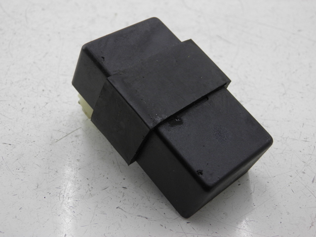 photo de CDI STEUERGERÄT BENZHOU YY50QT31 VINTAGE 50 (2009 - 2012) - Detailansicht des Bauteils