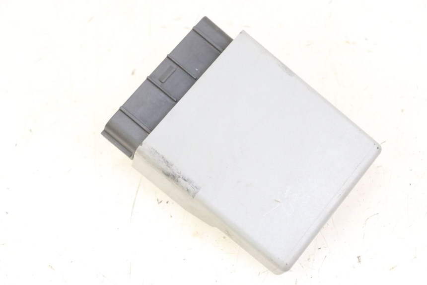 photo de CDI STEUERGERÄT HONDA CBF 500 (2004 - 2007) - Technische Nahaufnahme