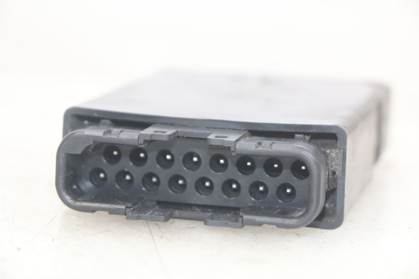 photo de CDI-STEUERGERäT HONDA CBR F SC25 1000 (1989 - 1992) - Zoom auf Gebrauchszustand