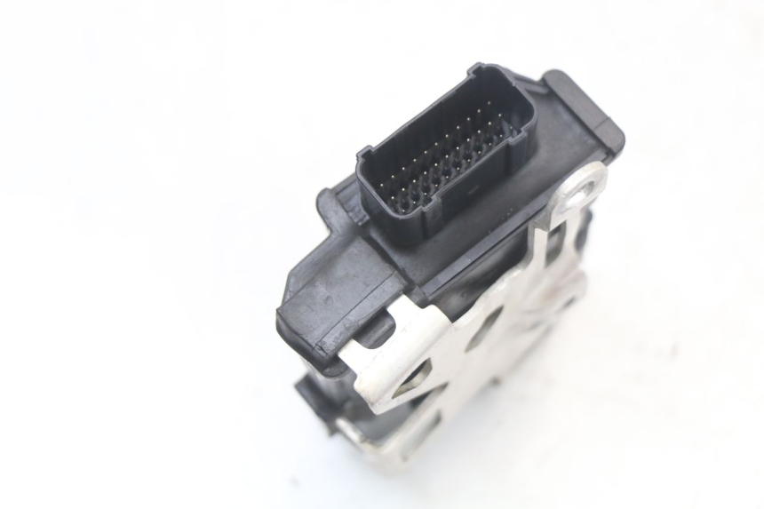 photo de CDI STEUERGERÄT HONDA CRF R 250 (2020 - 2021) - Alternative Perspektive