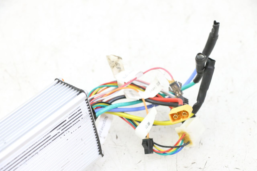 photo de CDI STEUERGERÄT URBANGLIDE E-CROSS PRO 1 - Charakteristische Merkmale