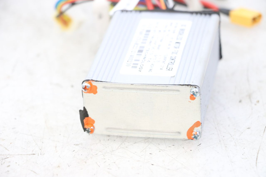 photo de CDI STEUERGERÄT URBANGLIDE E-CROSS PRO 1 - Zoom auf Komponenten