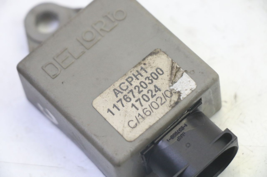 photo de CDI-STEUERGERäT PEUGEOT ELYSTAR 50 (2002 - 2014) - Detailansicht des Bauteils