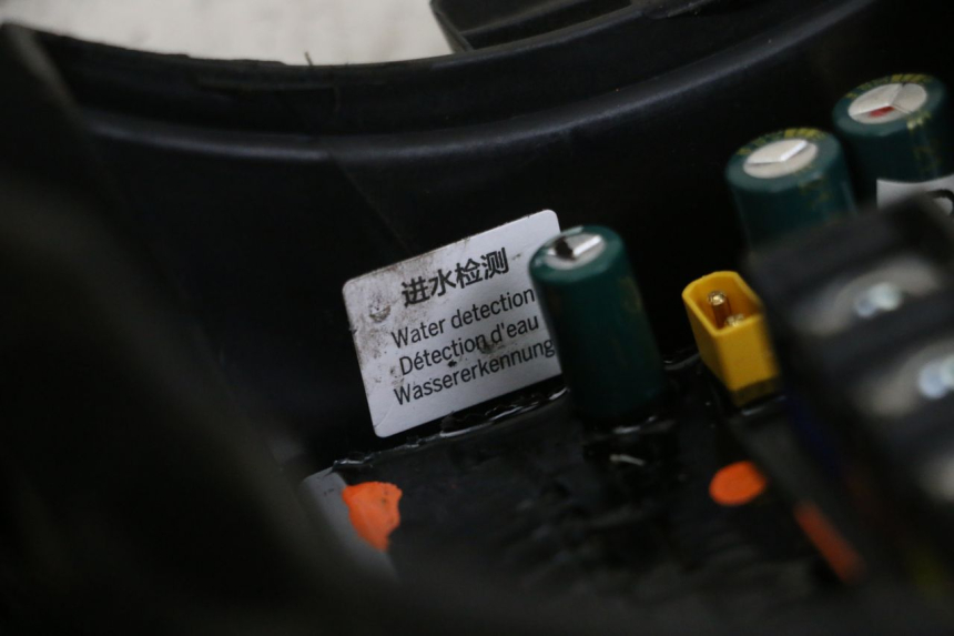 photo de CDI-GEHäUSE SEGWAY NINEBOT F40E 1 - Kennzeichnungen und Originalreferenzen