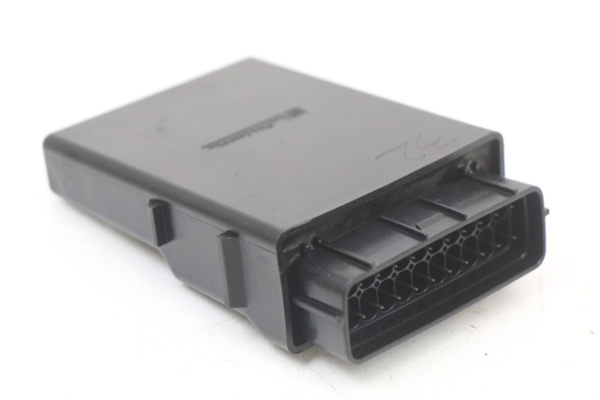 photo de CDI-STEUERGERäT HONDA FES PANTHEON 2T 125 (1998 - 2002) - Detailansicht des Bauteils