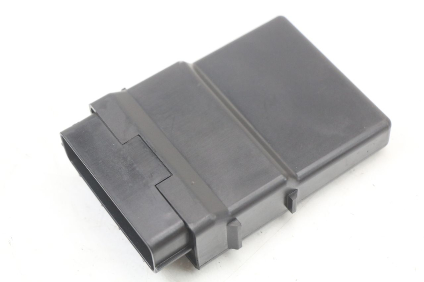 photo de CDI-STEUERGERäT HONDA FES PANTHEON 2T 125 (1998 - 2002) - Alternative Perspektive