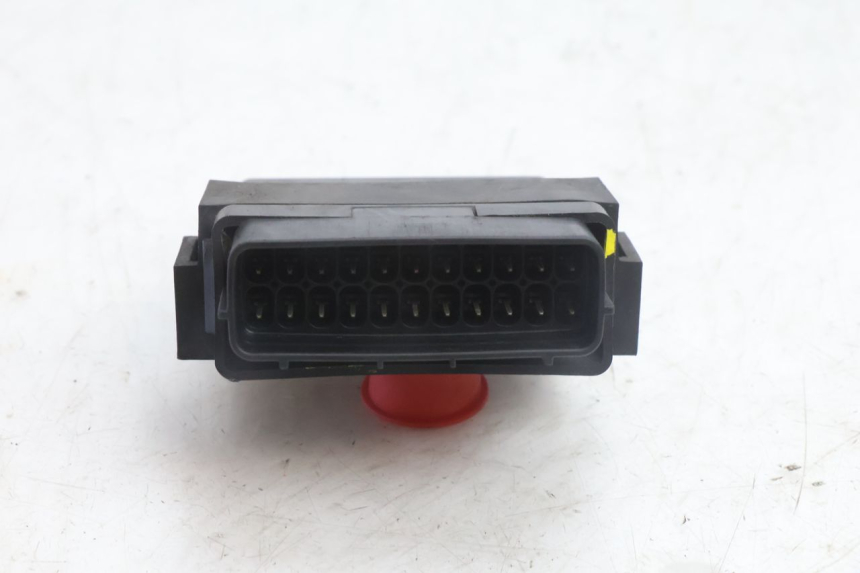 photo de CDI-STEUERGERäT HONDA FES PANTHEON 2T 125 (1998 - 2002) - Zoom auf Gebrauchszustand