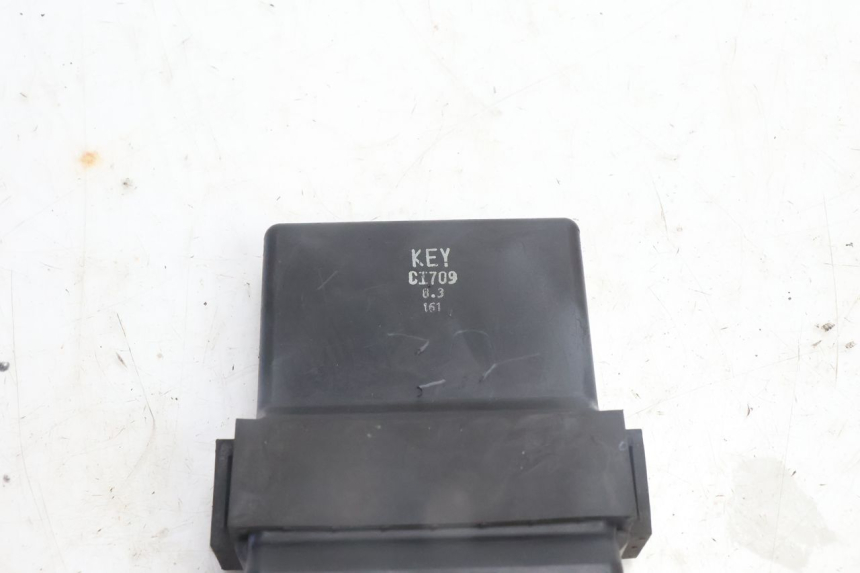 photo de CDI-STEUERGERäT HONDA FES PANTHEON 2T 125 (1998 - 2002) - Alternative Perspektive