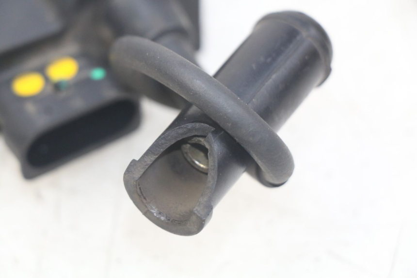 photo de CDI-STEUERGERäT PIAGGIO FLY 4T 50 (2013 - 2017) - Alternative Perspektive