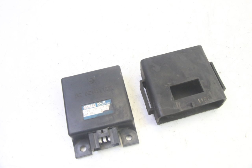 photo de CDI STEUERGERÄT KAWASAKI GPX R WARBIRD 600 (1988 - 1993) - Hauptansicht