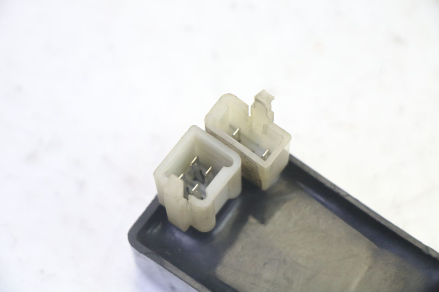 photo de CDI STEUERGERÄT KYMCO GRAND DINK 125 (2002 - 2007) - Detailansicht des Bauteils