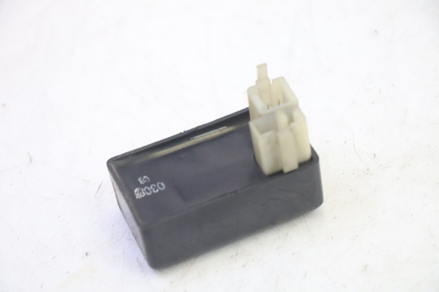 photo de CDI STEUERGERÄT KYMCO GRAND DINK 125 (2002 - 2007) - Zoom auf Gebrauchszustand