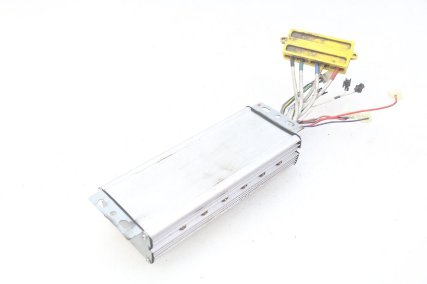 photo de CDI-STEUERGERäT EUROCKA GREEN 1 - Details der Befestigungspunkte