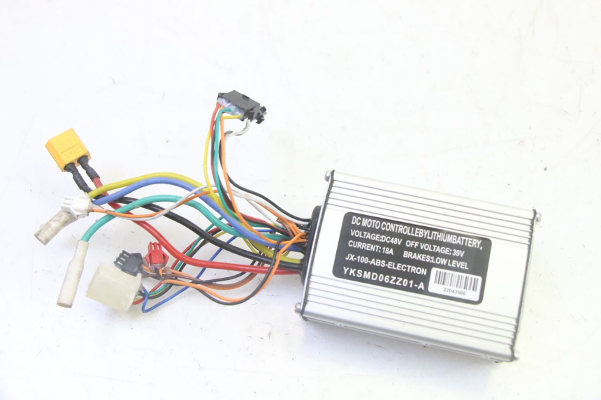 photo de CDI STEUERGERÄT HITWAY H5 1 - Hauptansicht