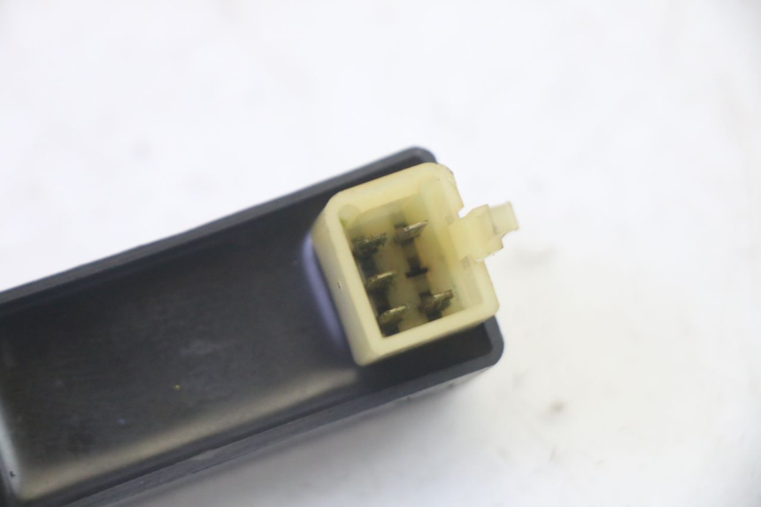 photo de CDI-STEUERGERäT PEUGEOT LUDIX 50 (2005 - 2007) - Alternative Perspektive