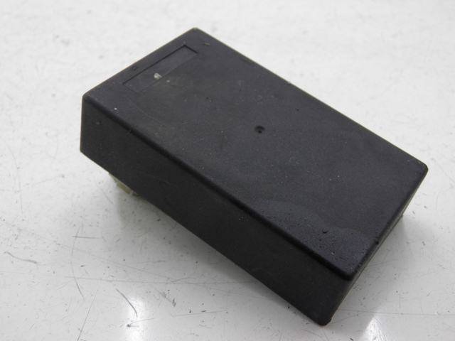 photo de CDI STEUERGERÄT PEUGEOT LUDIX 2 PRO 4T 50 (2008 - 2013) - Hauptansicht