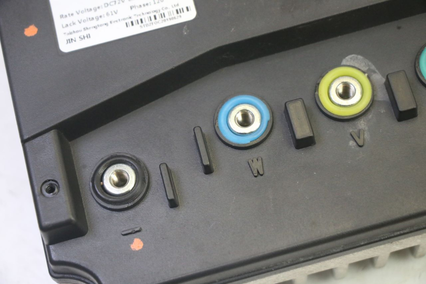 photo de CDI STEUERGERÄT EFUN PUSA 1 - Oberflächenzustand und Material