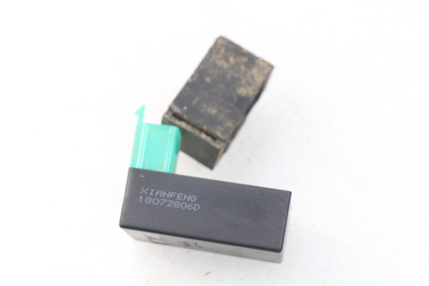 photo de CDI-STEUERGERäT APOLLO RFZ 150 - Detailansicht des Bauteils