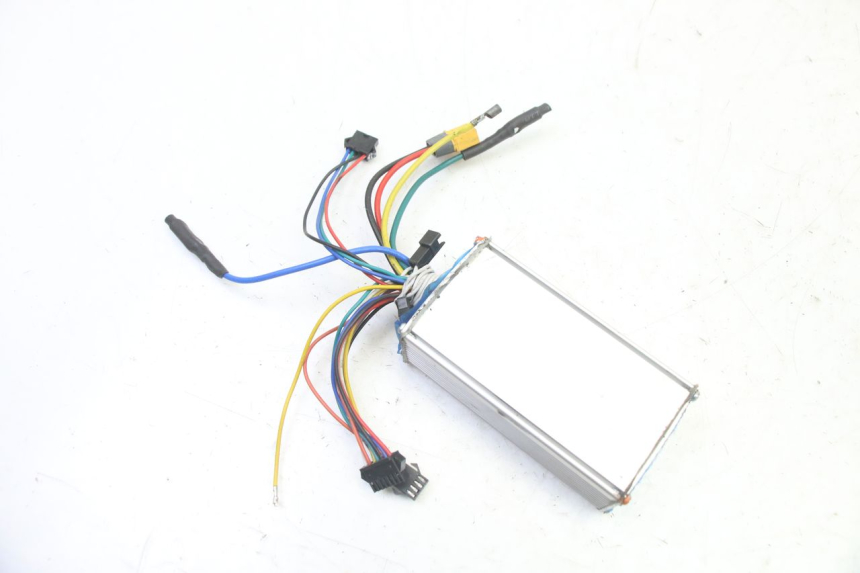 photo de CDI STEUERGERÄT HERO S10 1 - Technische Nahaufnahme