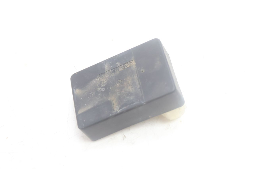 photo de CDI-STEUERGERäT HONDA SCV LEAD 100 (2003 - 2007) - Technische Nahaufnahme