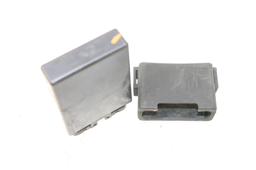 photo de CDI STEUERGERÄT HONDA ST PAN EUROPEAN 1100 (1990 - 2002) - Alternative Perspektive