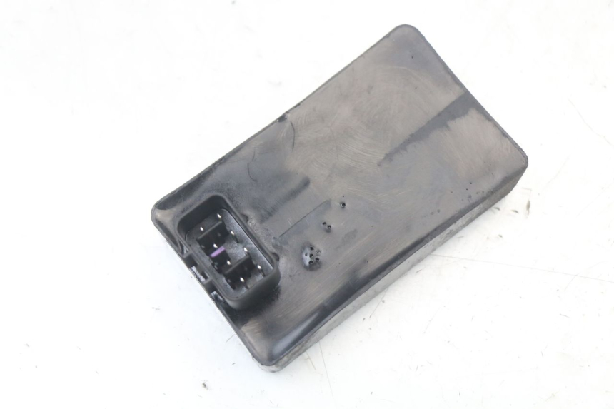 photo de CDI STEUERGERÄT KYMCO SUPER 8 125 (2008 - 2015) - Details der Befestigungspunkte