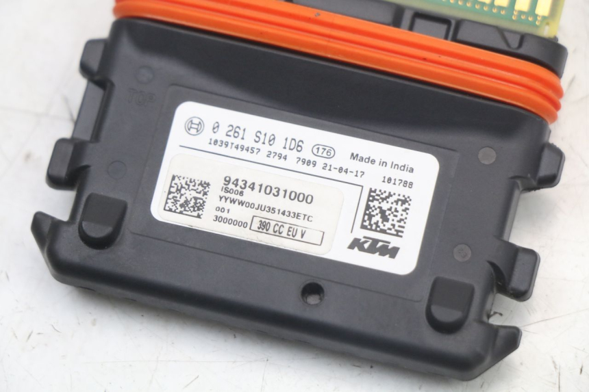 photo de CDI STEUERGERÄT HUSQVARNA SVARTPILEN 401 (2018 - 2023) - Detailansicht des Bauteils