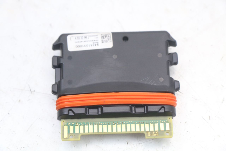 photo de CDI STEUERGERÄT HUSQVARNA SVARTPILEN 401 (2018 - 2023) - Technische Nahaufnahme