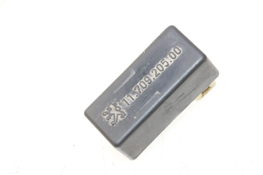photo de CDI STEUERGERÄT PEUGEOT TREKKER 50 (1995 - 2004) - Hauptansicht