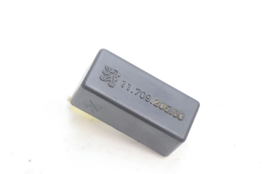 photo de CDI-STEUERGERäT PEUGEOT VIVACITY 50 (2004 - 2009) - Zoom auf Gebrauchszustand