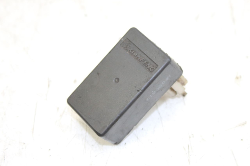 photo de CDI-STEUERGERäT ZHEJIANG XMOTOS XB-81 50 - Detailansicht des Bauteils