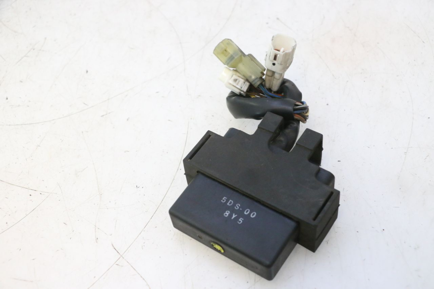 photo de CDI-STEUERGERäT YAMAHA YP MAJESTY 125 (1998 - 2001) - Details der Befestigungspunkte