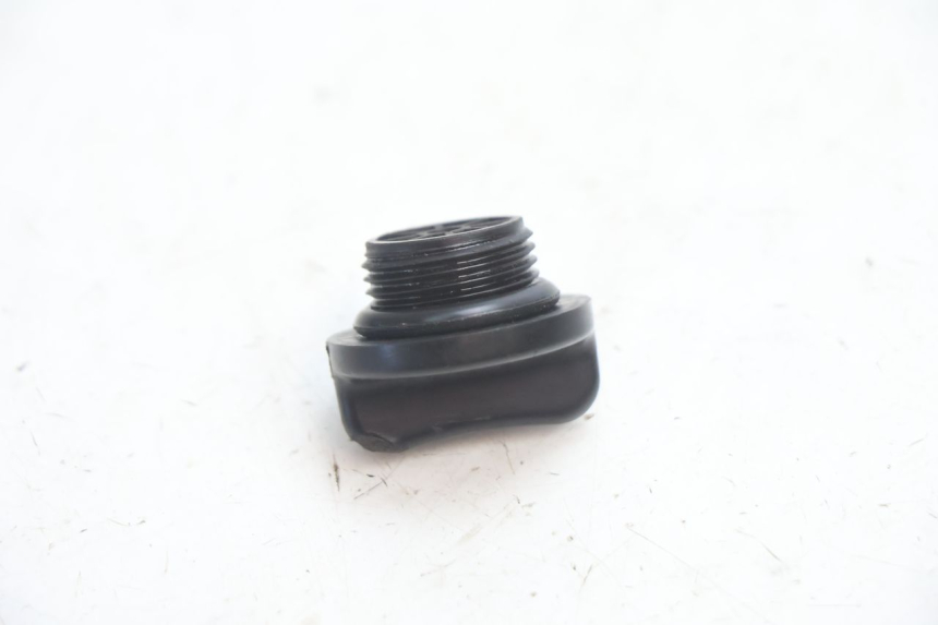 photo de ÖLDECKEL SUZUKI GSR 600 (2005 - 2012) - Alternative Perspektive