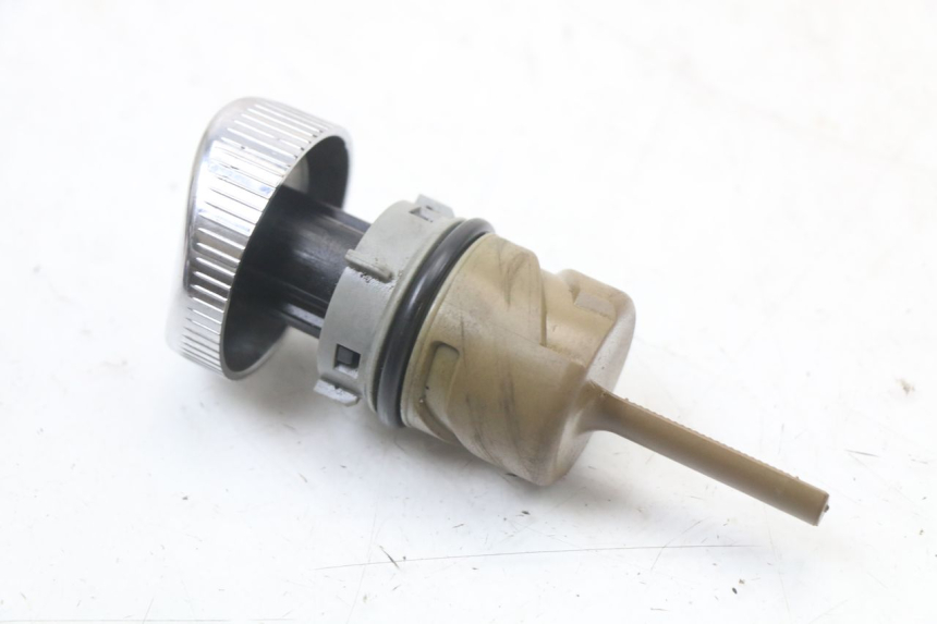 photo de ÖLDECKEL HARLEY DAVIDSON SPORTSTER XL CUSTOM 883 (1999 - 2006) - Technische Nahaufnahme