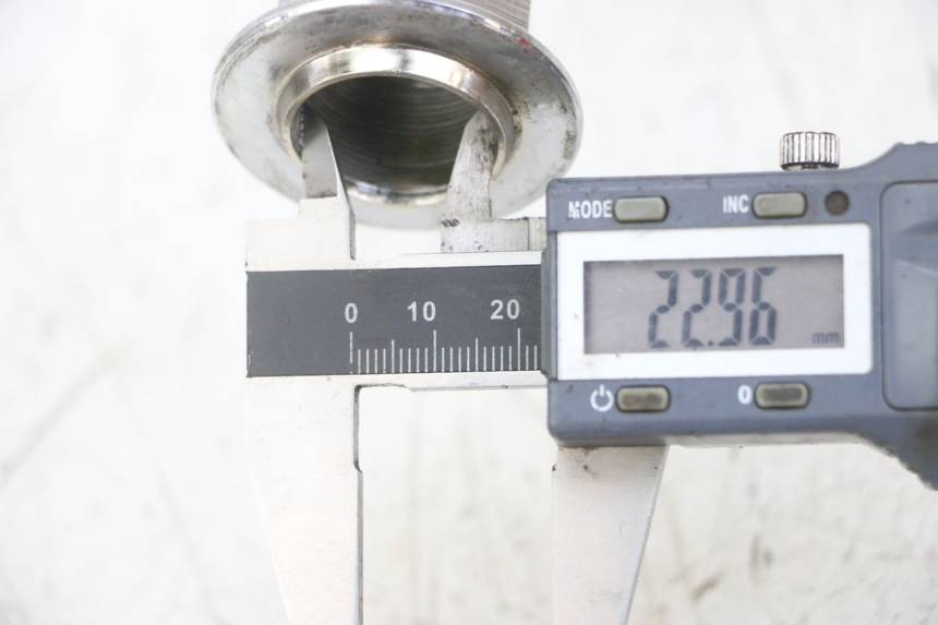 photo de GABELKAPPE ROYAL ENFIELD HYMALAYAN 410 (2016 - 2023) - Detailansicht des Bauteils