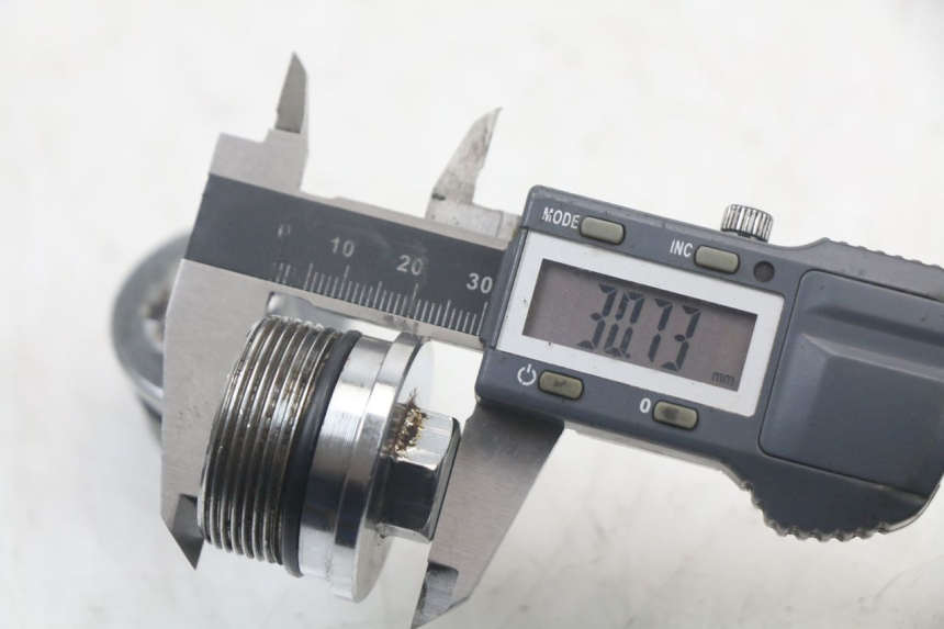 photo de GABELKAPPE PEUGEOT SATELIS 125 (2006 - 2009) - Technische Nahaufnahme