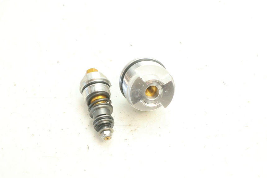 photo de GABELKAPPE YAMAHA YZF R6 600 (2008 - 2009) - Alternative Perspektive