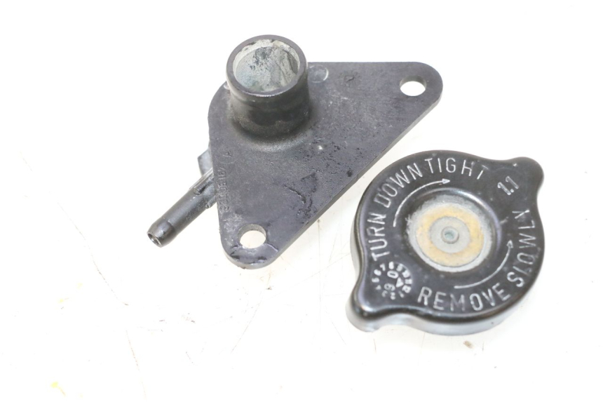 photo de KÜHLMITTELDECKEL SUZUKI BURGMAN 125 (2007 - 2014) - Zoom auf Gebrauchszustand