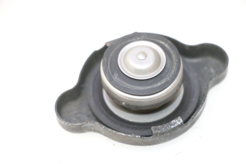 photo de KÜHLERDECKEL KAWASAKI ER-6 ER6 N 650 (2005 - 2009) - Detailansicht des Bauteils