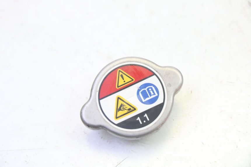 photo de KÜHLMITTELDECKEL HONDA FES S-WING SWING ABS 125 (2007 - 2015) - Hauptansicht