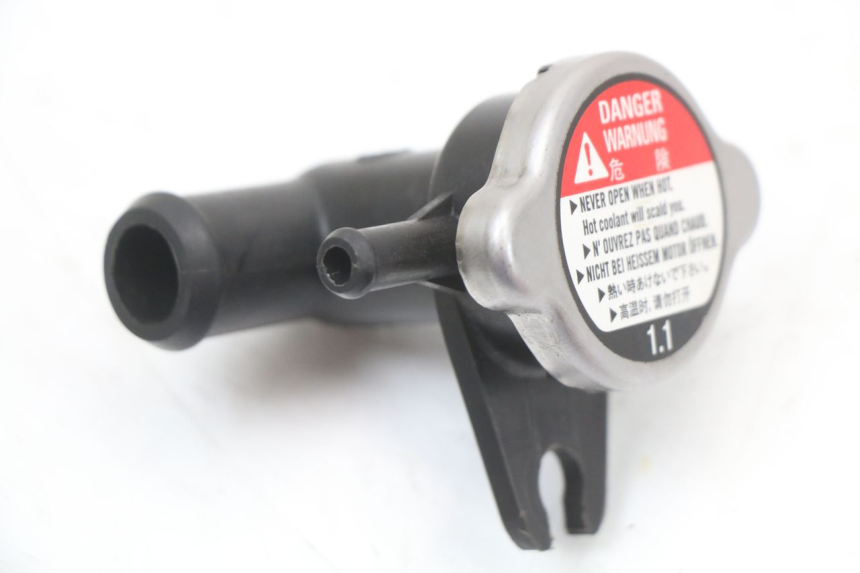 photo de KÜHLERDECKEL HONDA FJS SILVER WING SILVERWING 400 (2005 - 2008) - Hauptansicht