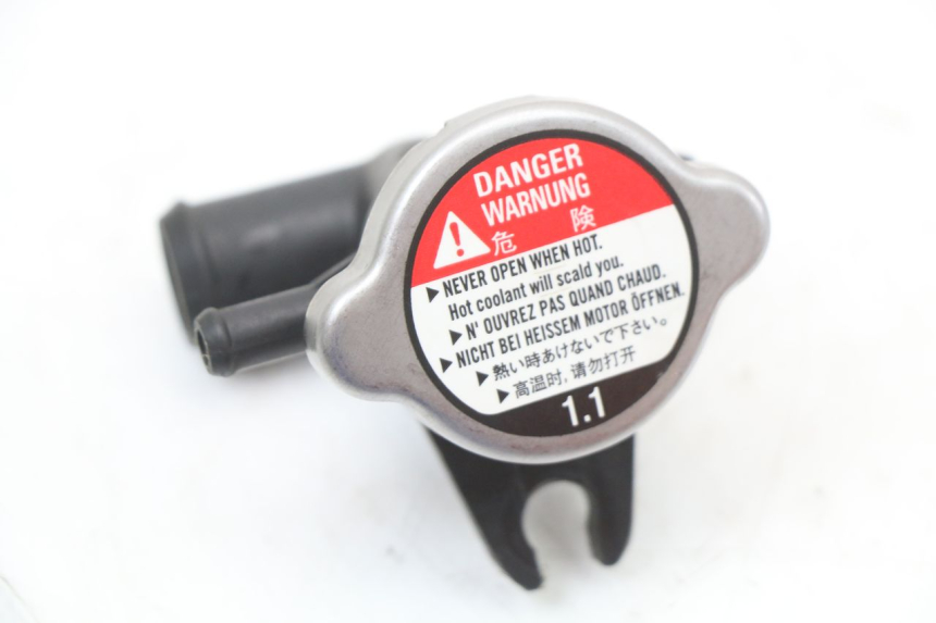 photo de KÜHLERDECKEL HONDA FJS SILVER WING SILVERWING 400 (2005 - 2008) - Detailansicht des Bauteils