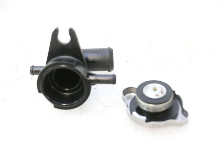 photo de KÜHLERDECKEL HONDA FJS SILVER WING SILVERWING 400 (2005 - 2008) - Hauptansicht