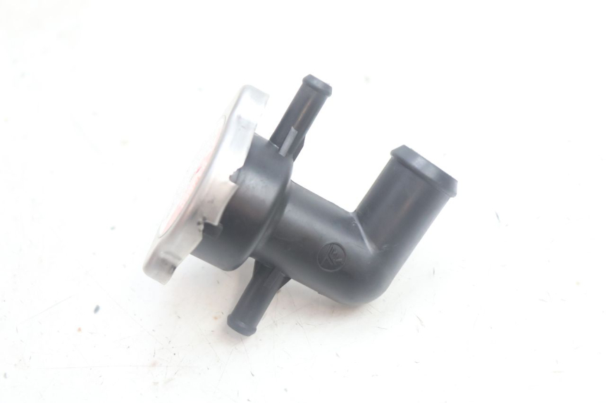 photo de KÜHLERDECKEL HONDA FJS SILVER WING SILVERWING 400 (2005 - 2008) - Technische Nahaufnahme