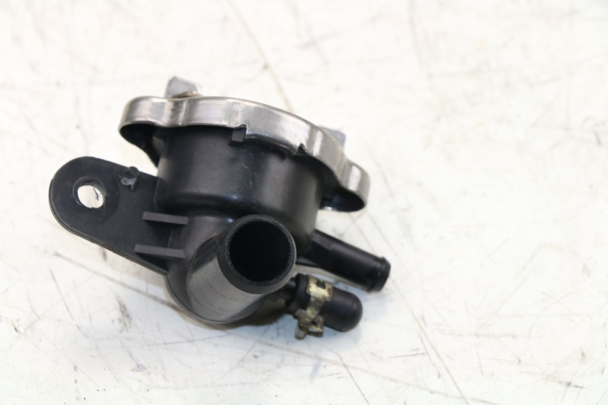 photo de KÜHLMITTELDECKEL SYM GTS EFI 125 (2012 - 2016) - Alternative Perspektive